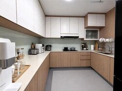Blk 323 Jurong East Street 31 (Jurong East), HDB Executive #637202651